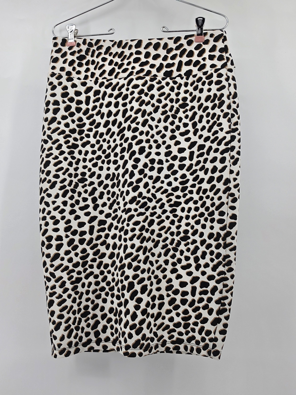 Carmen Marc Valvo Leopard Print Pencil Skirt Stretch Scuba Skirt Pull-On Size L